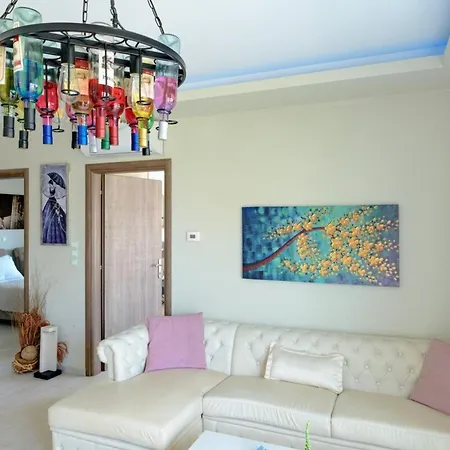 빌라 Semeli Art Kefalonia With Pool 스보로나타